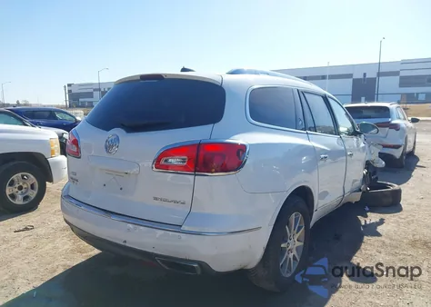 2016 Buick Enclave Leather z USA, uszkodzony, nr VIN 5GAKRBKD2GJ143726